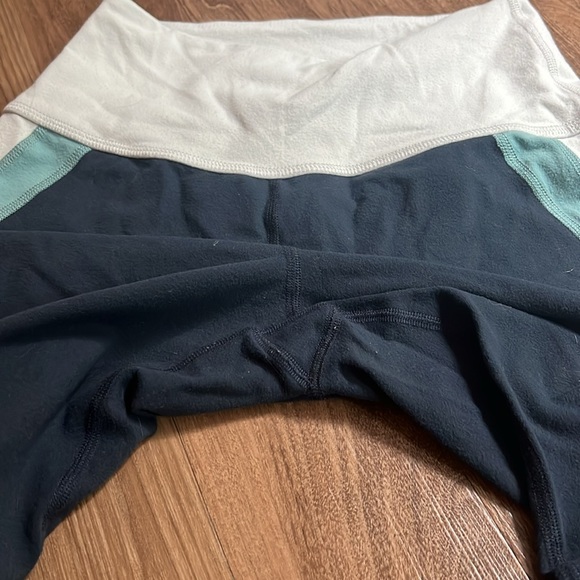 beyond yoga leggings - Picture 4 of 4